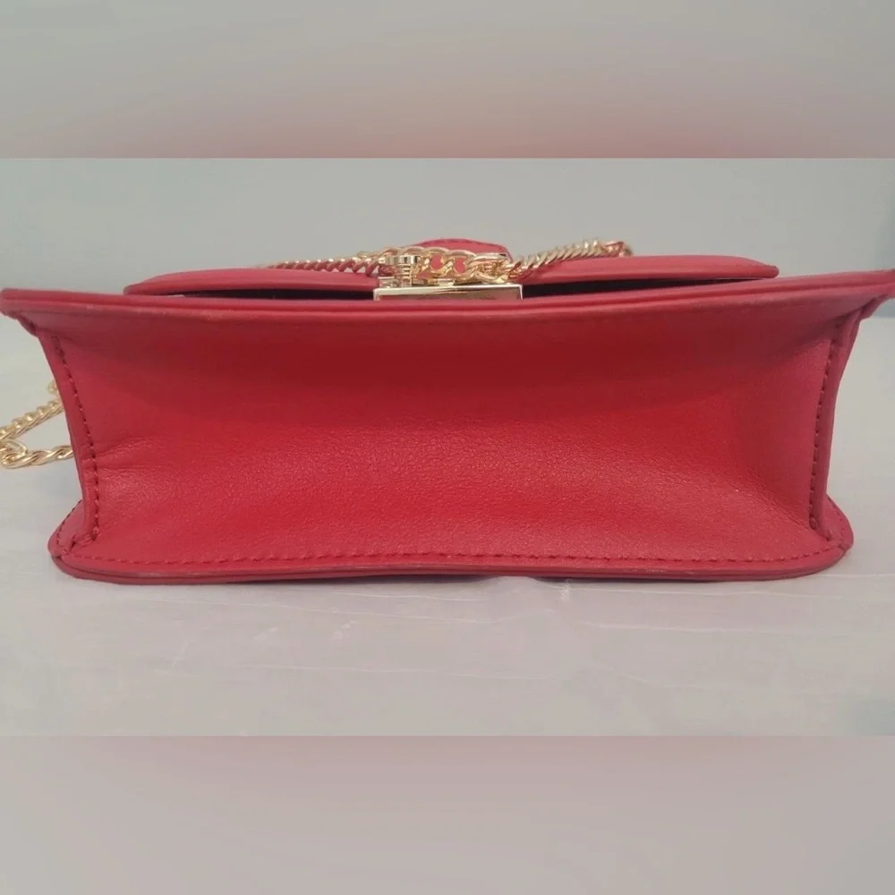 Lacattura Studded Crossbody Shoulder Bag Red Faux Leather Gold Chain Strap